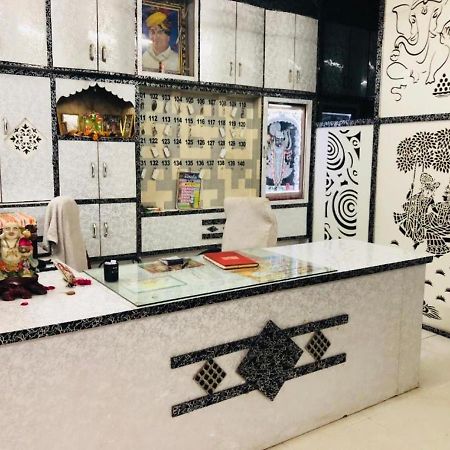 Shivam Hotel, Pali  Bagian luar foto