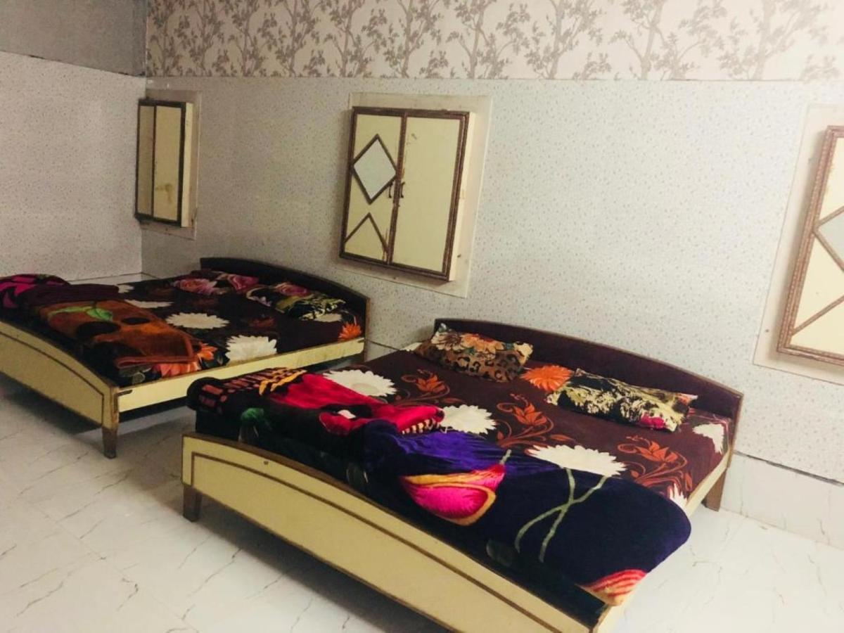 Shivam Hotel, Pali  Bagian luar foto